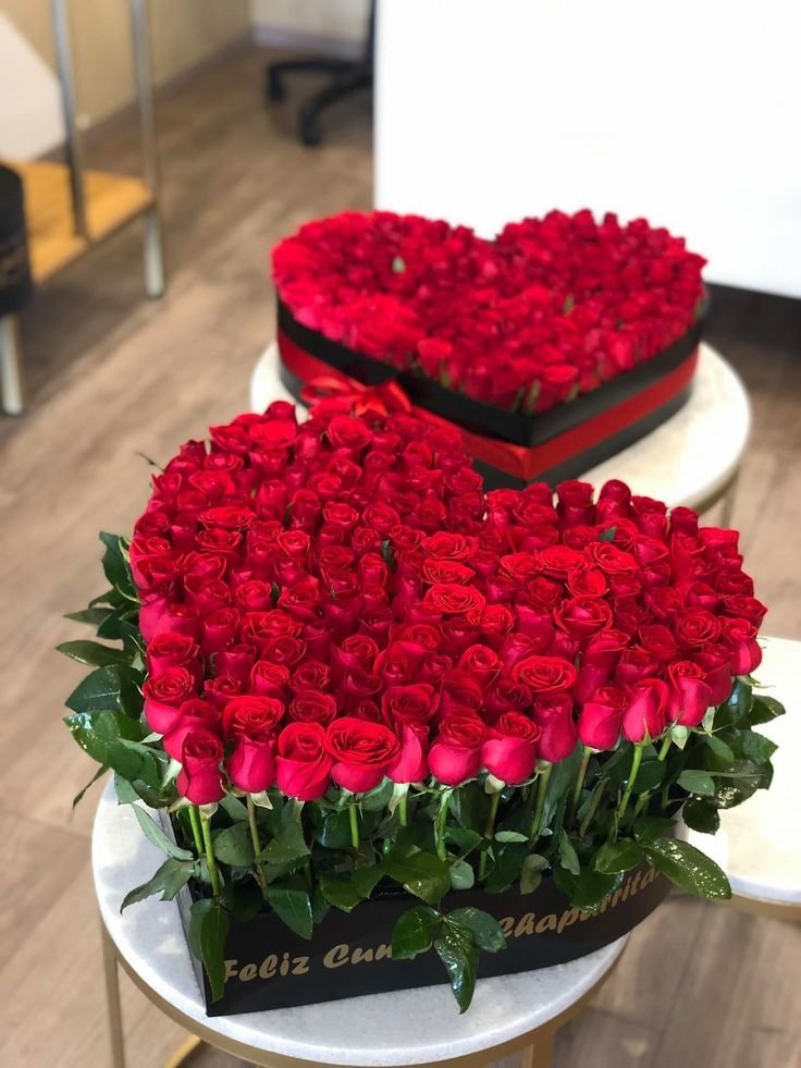 أفضل ورد لذكرى الزواج – ماذا تختار؟ 💖