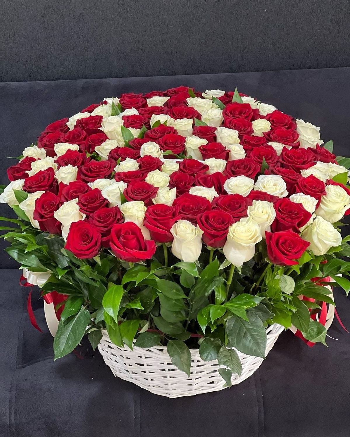 توصيل ورد في الأردن بنفس اليوم – الدليل الكامل 🌹